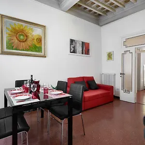 Apartment Silver Sword, Florence